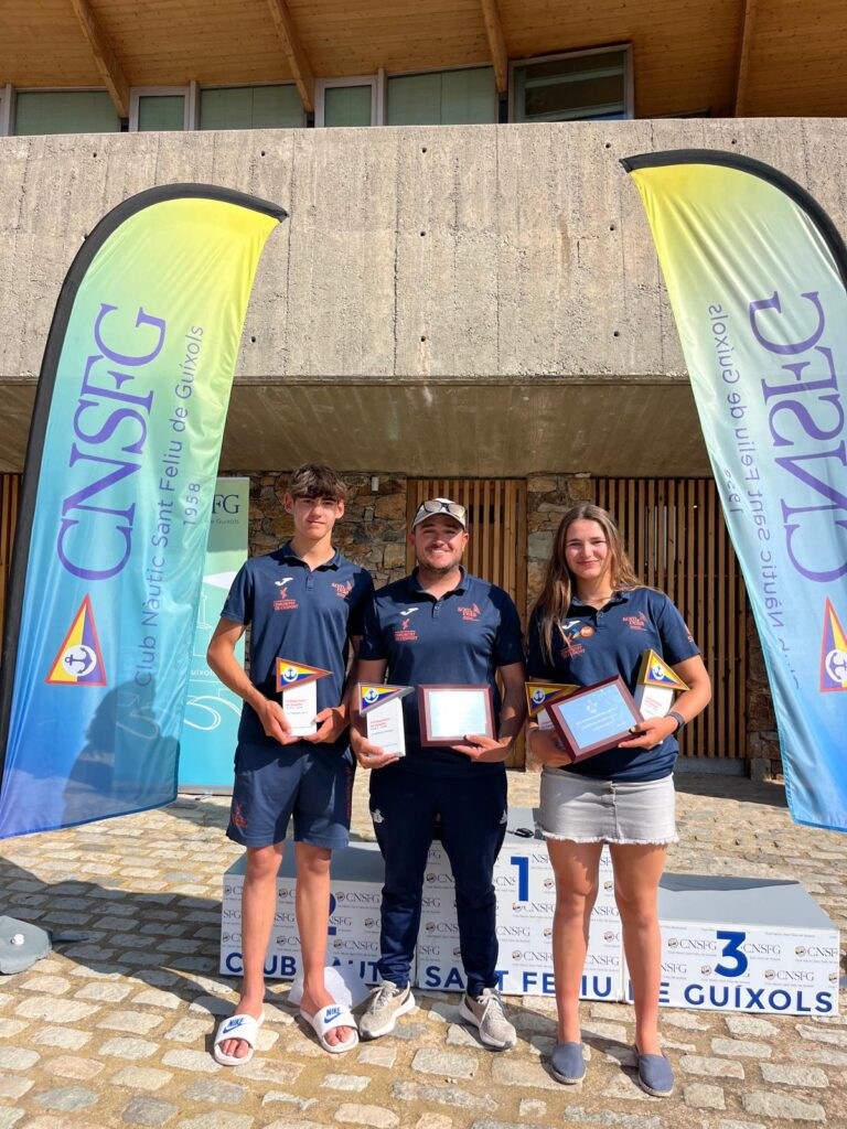⛵️ADRIANA CASTRO SE CLASIFICA PARA EL MUNDIAL YOUTH WORLD SAILING Y LEO GRIÑAN PARA EL EUROPEO EN ILCA 6