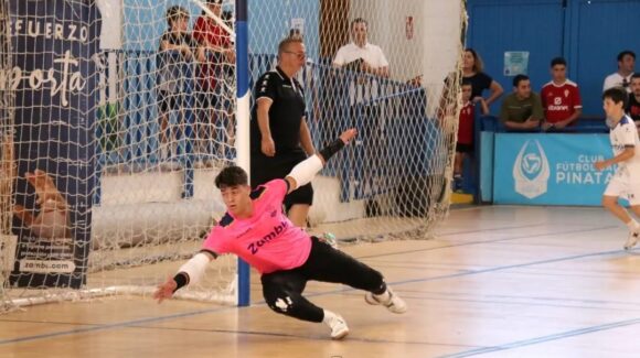 ⚽️El portero Torrevejense Andoni Benavente Expósito logra el ascenso a segunda división Española en el club Zambú CFS Pinatar. ⚽️El portero Torrevejense Andoni Benavente Expósito logra el ascenso a segunda división Española en el club Zambú CFS Pinatar.