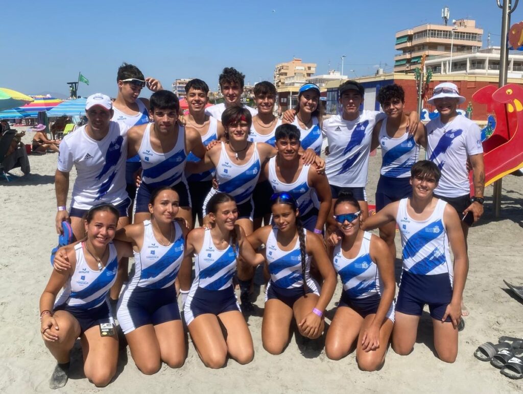 TRES OROS, UNA PLATA Y UN BRONCE PARA EL RCN TORREVIEJA EN EL CAMPEONATO AUTONÓMICO DE BEACH SPRINT EN SANTA POLA