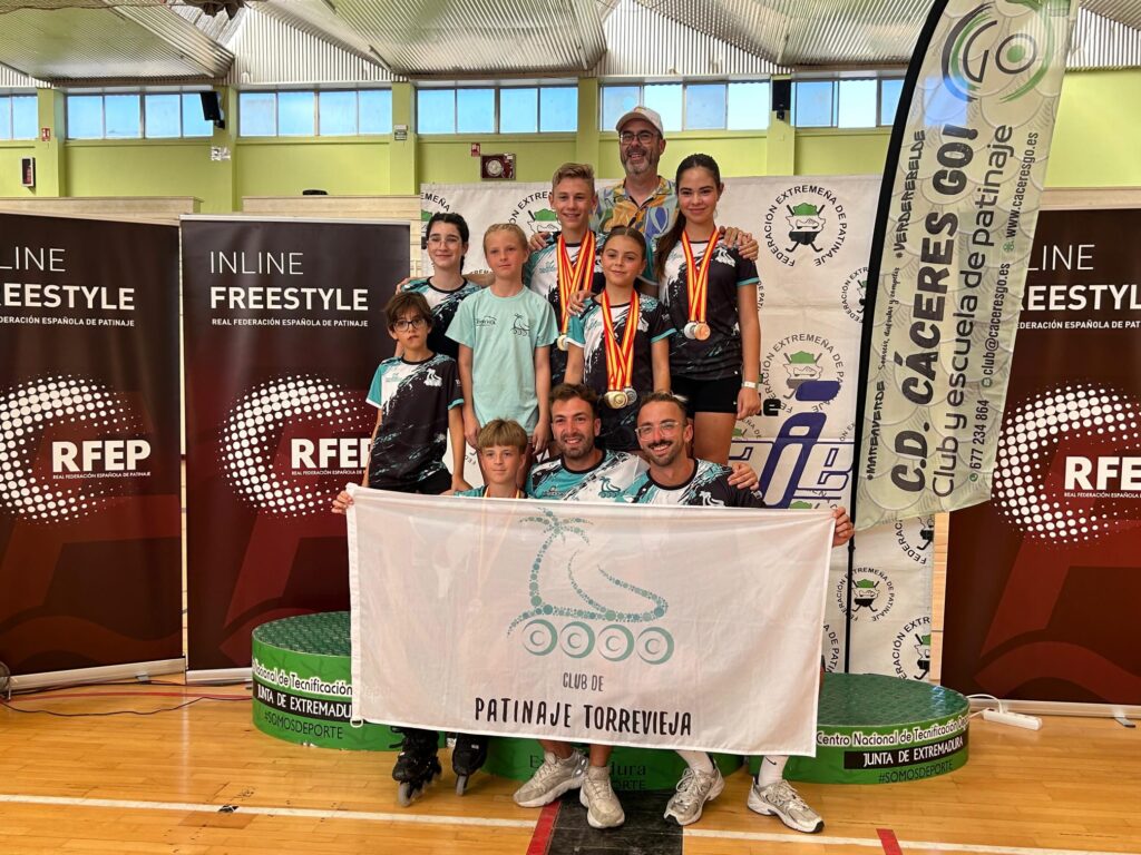 Impresionantes resultados del equipo de competición del Club de Patinaje Torrevieja en el Campeonato de España y Promesas de Patinaje Inline Freestyle