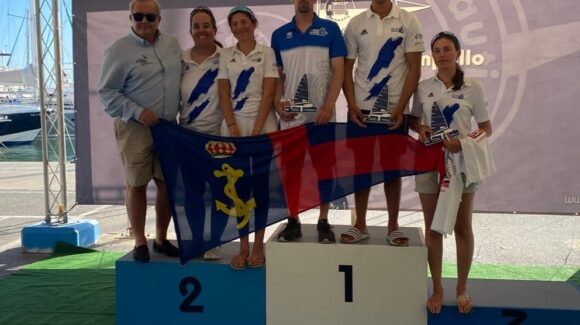 DOS PLATAS Y UN BRONCE EL CAMPEONATO DE ESPAÑA DE LA CLASE INTERNACIONAL EUROPA DOS PLATAS Y UN BRONCE EL CAMPEONATO DE ESPAÑA DE LA CLASE INTERNACIONAL EUROPA