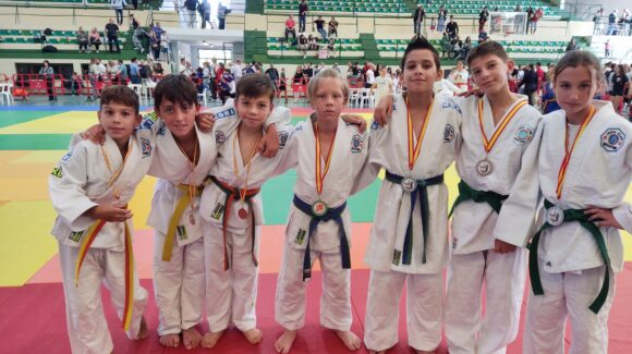 9 MEDALLAS PARA EL JUDO CLUB NOZOMI EN LA COPA DE JUDO DE ONTINYENT