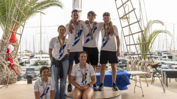 DAVID PALACIOS y ADRIANA CASTRO ORO EN LA COPA AUTONÓMICA ILCA 6, LEONOR ROMERO ORO EN EL CAMPEONATO AUTONÓMICO EUROPA. DAVID PALACIOS y ADRIANA CASTRO ORO EN LA COPA AUTONÓMICA ILCA 6, LEONOR ROMERO ORO EN EL CAMPEONATO AUTONÓMICO EUROPA.