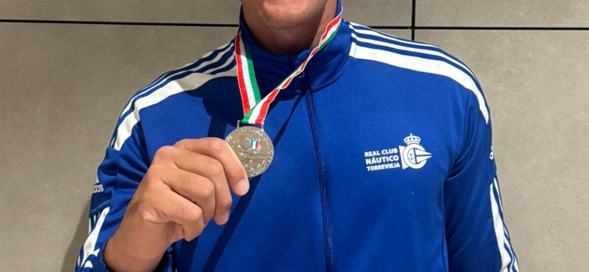 🥈ANDER MARTÍN DOMINGOv ARRANCA LA TEMPORADA CON UNA PLATA EN LA REGATA INTERNACIONAL DE MONDELLO