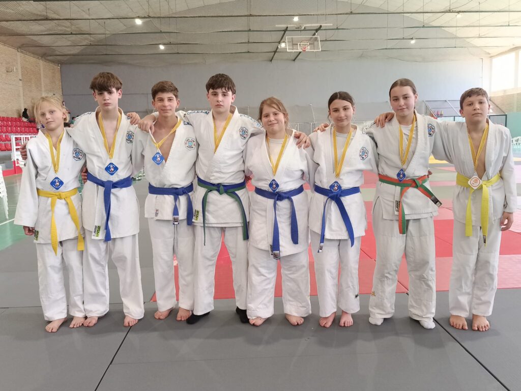 🥋19 MEDALLAS PARA EL JUDO CLUB NOZOMI Y LA ESCUELA MUNICIPAL DE JUDO EN REQUENA