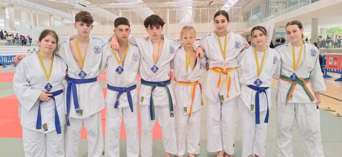 🏆21 medallas para el Judo Club Nozomi en la Copa de Judo de San Vicente