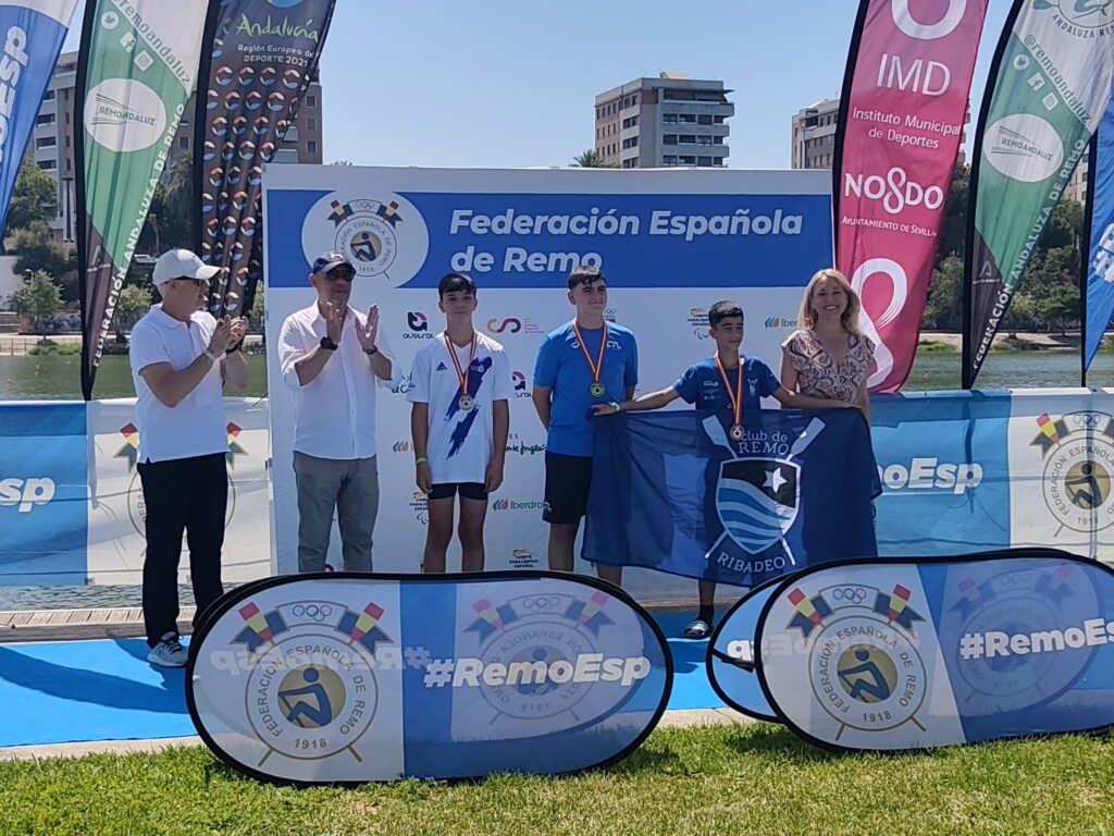 🥈🥉🥉UNA PLATA Y DOS BRONCES PARA EL EQUIPO DE REMO DEL RCN TORREVIEJA EN EL CAMPEONATO DE ESPAÑA